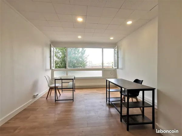 Bureau 16 m² 