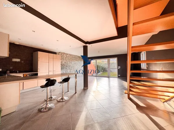 Duplex 6 pièces 155 m² 