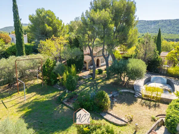 À VENDRE AUBAGNE Quartier de l'Agrié - Maison T4 avec dépe 