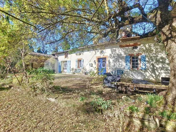 Maison 8 pièces 260 m² 