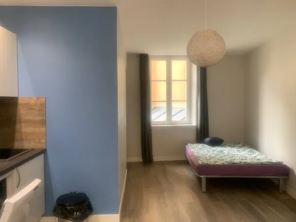 Studio meublé 