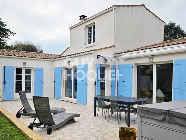 Maison 8 pièces 132 m² 