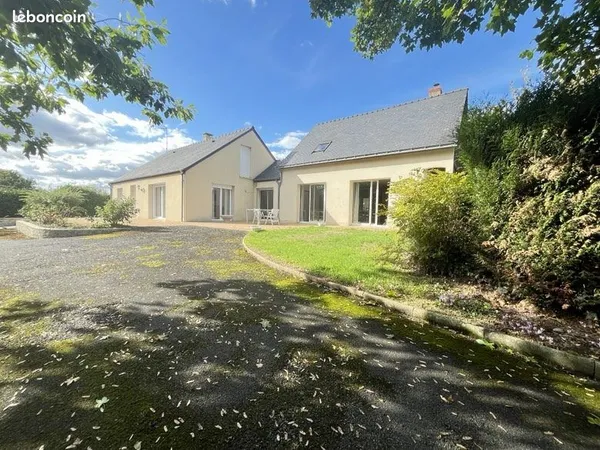 Maison 7 pièces 211 m² 