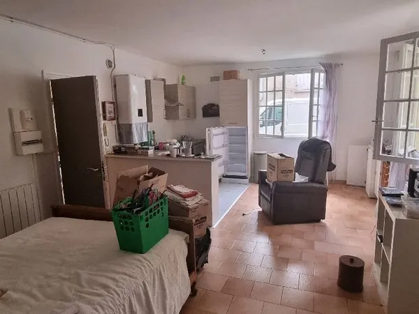 Studio 1 pièce 31 m² 