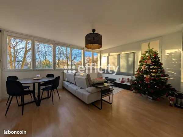 Appartement 4 pièces 90 m² 
