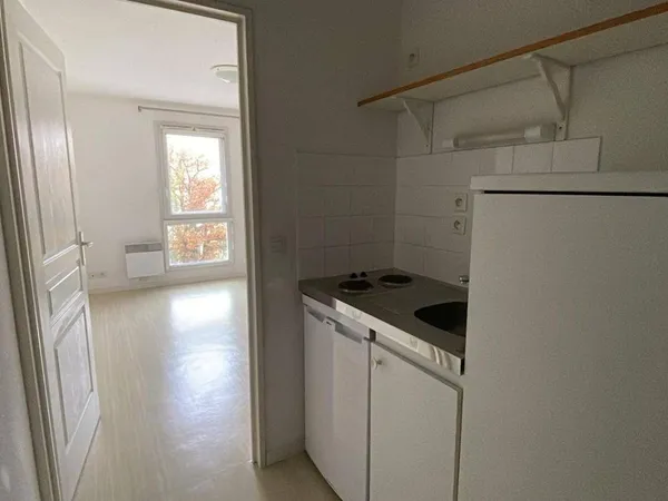 Appartement 1 pièce 19 m² 