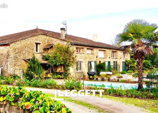 Maison 15 pièces 435 m² 
