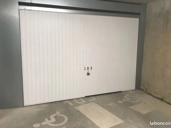 Box de stockage 21 m² 