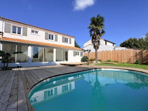 Maison 6 pièces 200 m² 