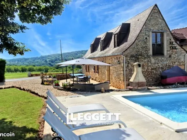 Maison 8 pièces 196 m² 