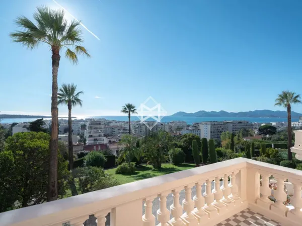 Exclusivité Cannes Californie à pied du centre 
