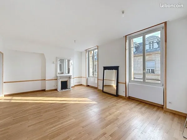 Appartement 6 pièces 121 m² 