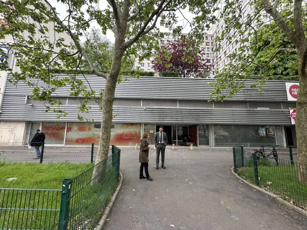 Boutique 2 pièces 675 m² 