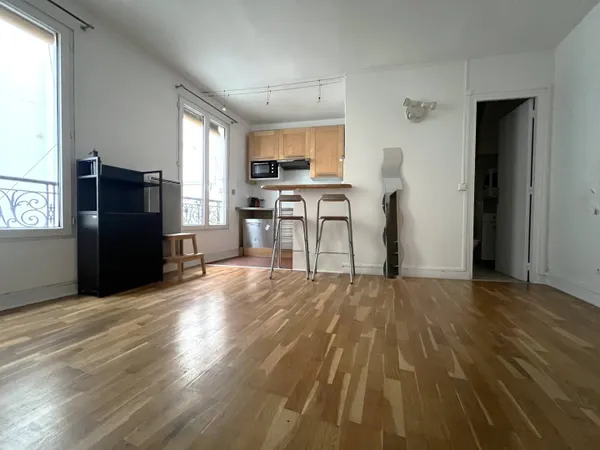 Studio 1 pièce 21 m² 