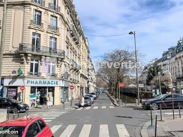 Commerce beauté/coiffure 134 m² 