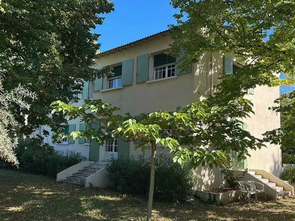 Maison 10 pièces 187 m² 