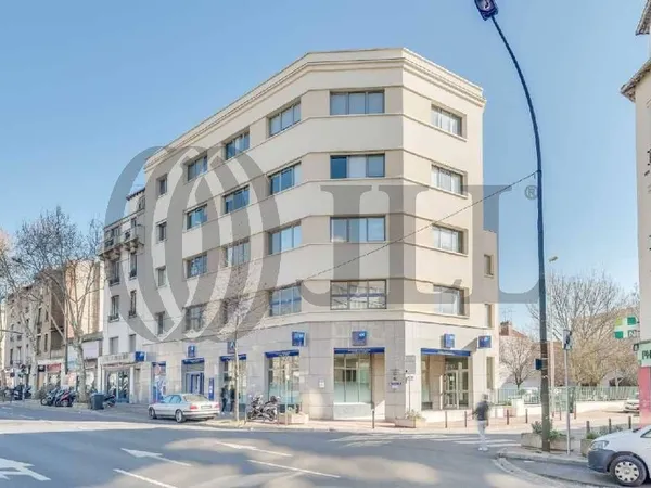 Bureau 232 m² 