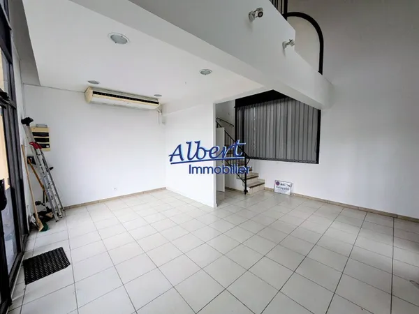 Local commercial 59 m² 