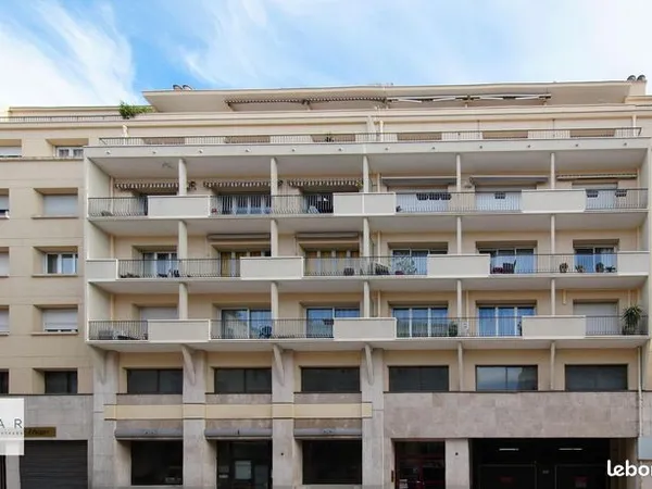 Appartement 3 pièces 80 m² 