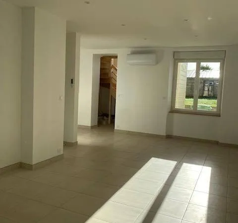 Maison 6 pièces 150 m² 