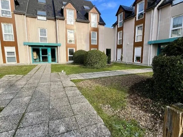 Appartement 1 pièce 17 m² 
