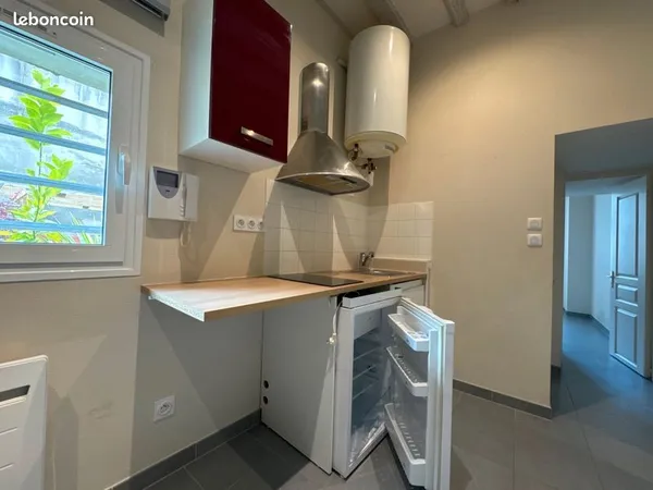 Studio 1 pièce 22 m² 