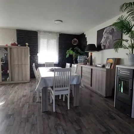 Maison a vendre à dompaire 