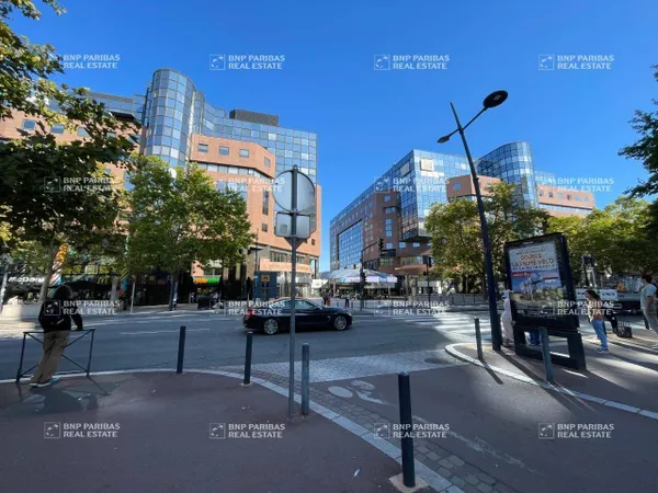 Bureaux 2076 m² 