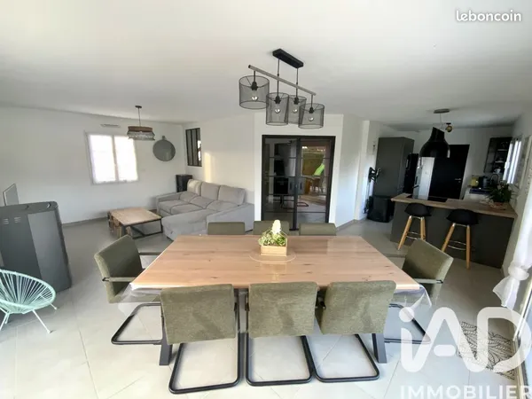 Pavillon 5 pièces 134 m² 