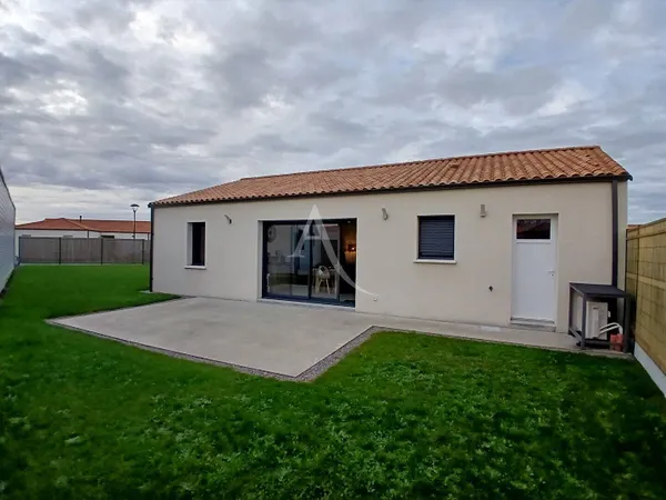 Maison de plain-pied 3 pièces 68 m² 