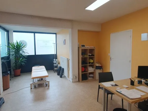 Murs commerciaux 111 m² ANGERS 