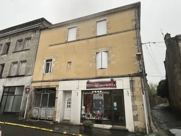 Immeuble de 0 pièces principales 