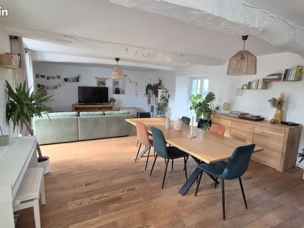 Maison 5 pièces 146 m² 