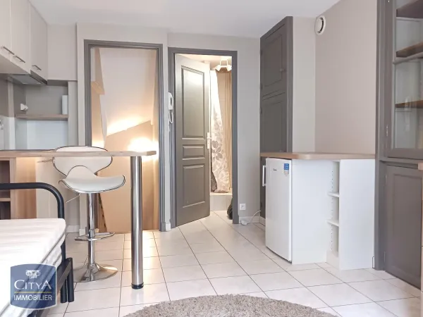 Appartement 1 pièce 18 m² 