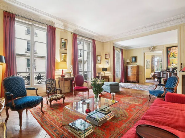 Appartement 7 pièces 186 m² 