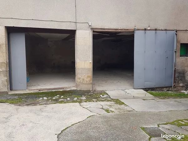 Entrepôt/Garage/Espace stockage avec chape béton 
