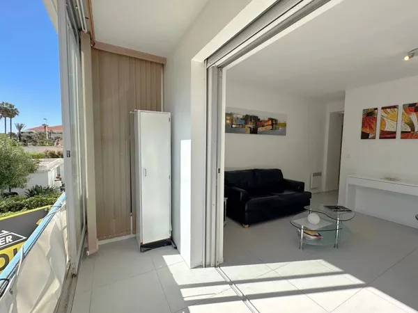 CANNES VENTE APPARTEMENT 2P Croisette 