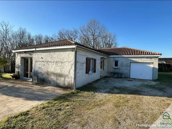 Maison de plain-pied 5 pièces 111 m² 