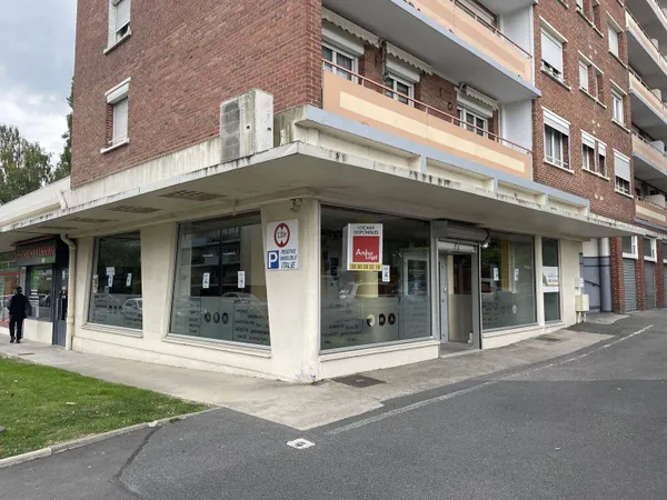 Local commercial 135 m² 