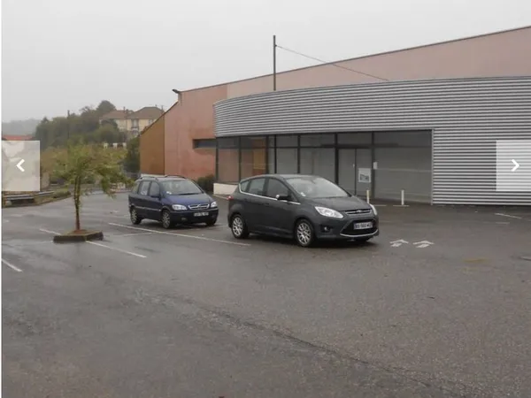 Local commercial 1650 m² 