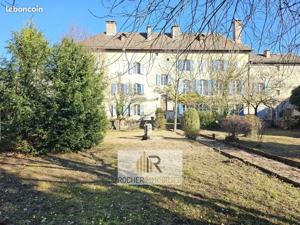 Propriété 20 pièces 554 m² 