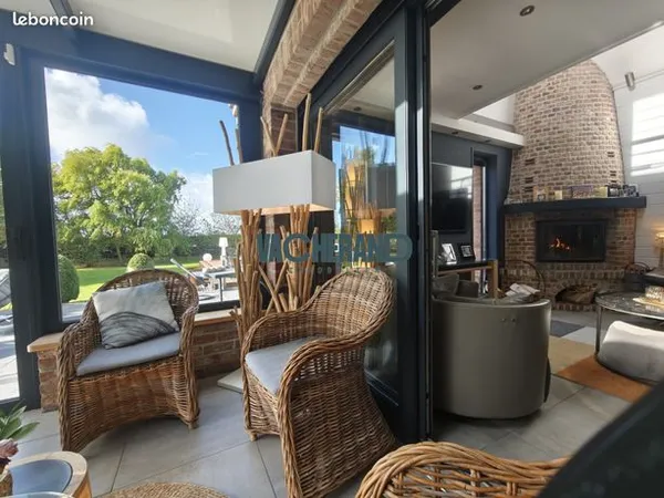 Maison 10 pièces 205 m² 