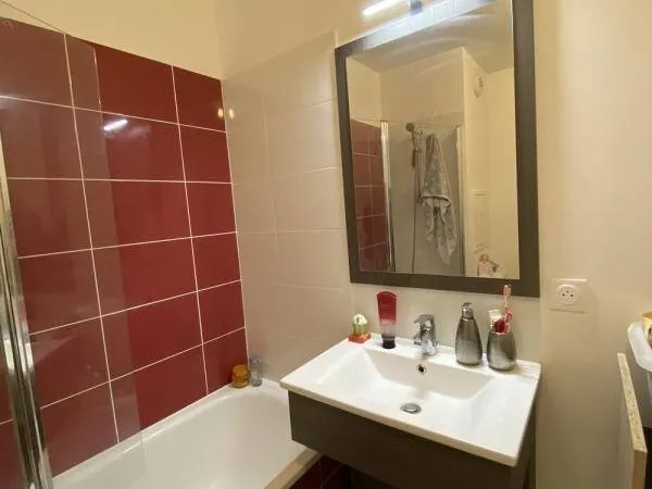 Appartement 1 pièce 27 m² 