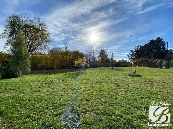 Terrain 780 m² Béligneux 