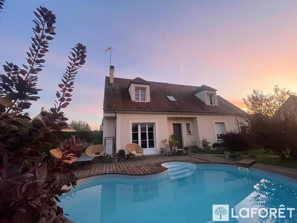 Maison 7 pièces 172 m² 