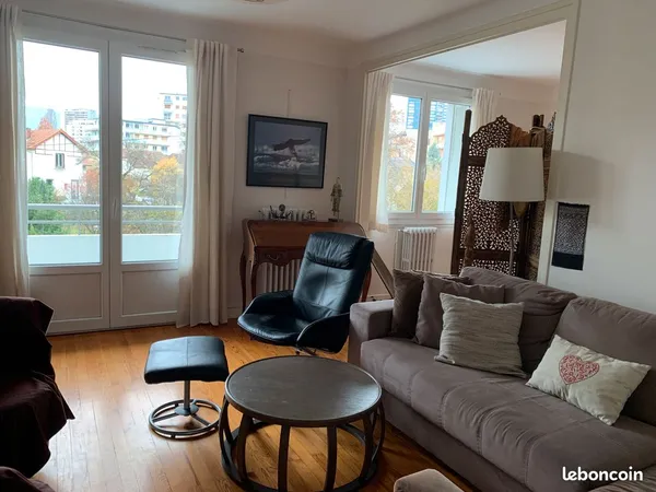 A saisir beau F4/5 très lumineux et au calme, quartier Mérande 