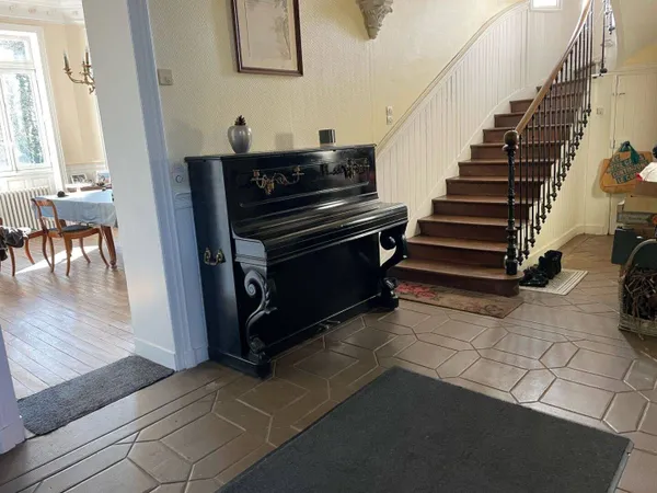 Maison 11 pièces 290 m² 