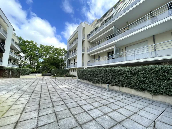 APPARTEMENT 3 PIECES - 2 CHAMBRES 