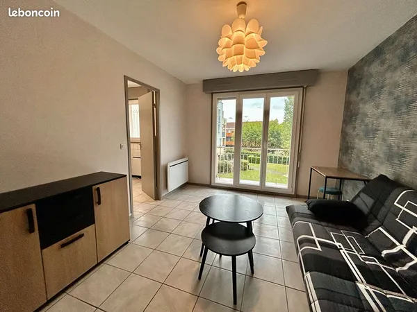 Studio 1 pièce 28 m² 