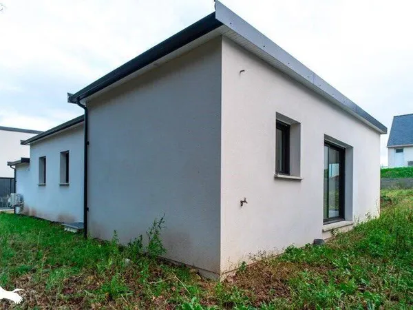 Maison de plain-pied 4 pièces 100 m² 